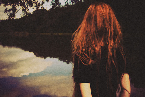 Фото девушек с рыжими волосами со спины   подборка картинок (29)