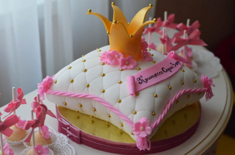 Торт для девочки 3 годика на день рождения фото