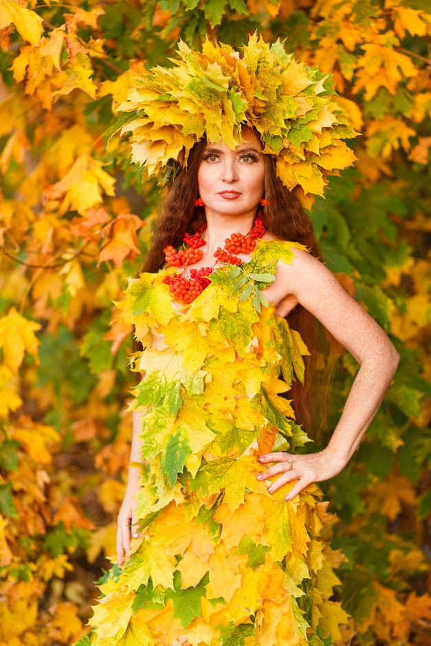 Девушка из листьев в платье   фото 016