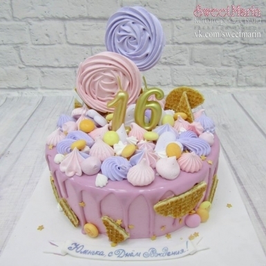 Кремовые торты на день рождения для девочек.   фото 010