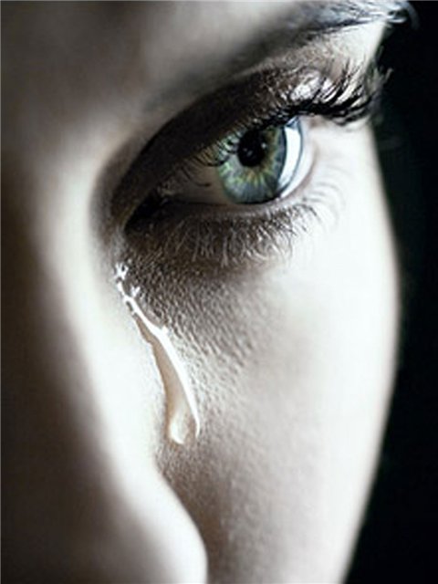Фото где девушка плачет