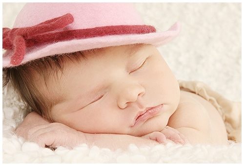 Фото новорожденных детей профессиональными фотографами 015
