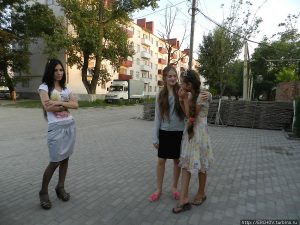 Чеченские девушки фото со спины 012