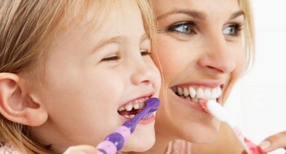Чистка зубов картинка для детей 012