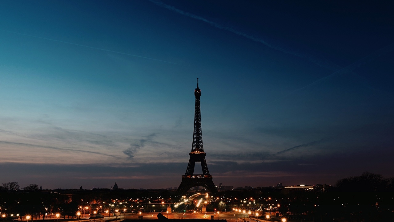 Эйфелева башня ночью   фото в большом разрешении (7)
