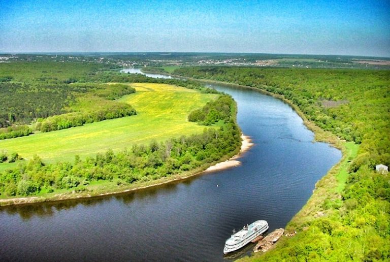 Дно реки картинка