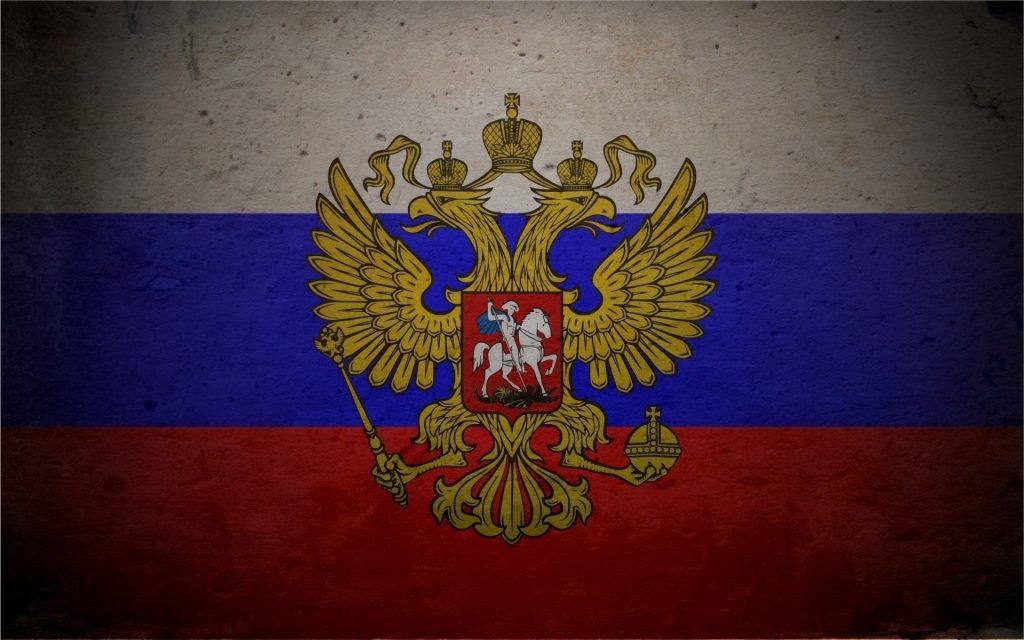Аниме на фоне флага россии