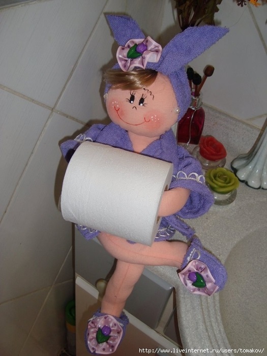 Кукла держатель для туалетной бумаги из капрона 009