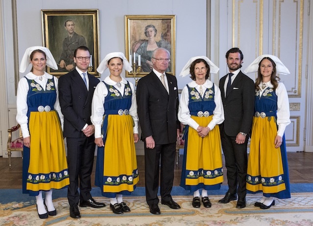 шведский национальный костюм 009