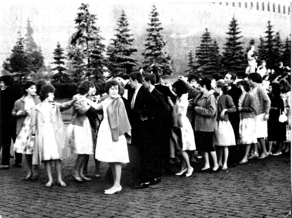 Выпускные вечера 1941 года фото