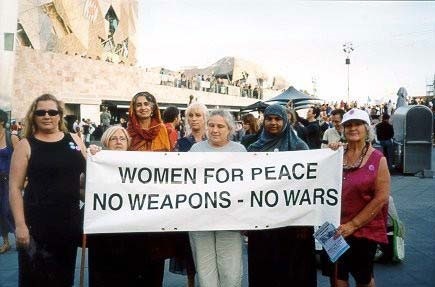 Международный день борьбы женщин за мир 001