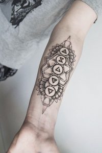 Татуировки ведьмак 3 014