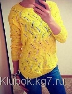 женский желтый свитер спицами 022