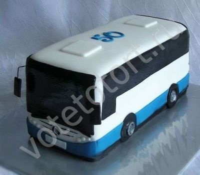 торт в форме автобуса 020