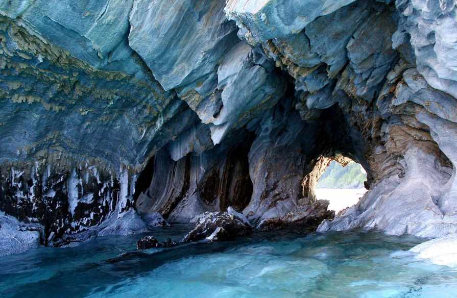 Картинки природы с удивительными пещерами 006