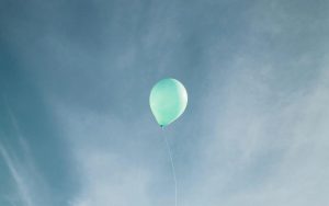 В небе летят два воздушных шара   картинки 9